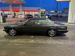 1992 Jaguar XJ II (XJ40), серый, 420000 рублей, вид 5