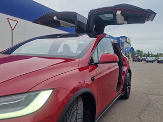 2022 Tesla Model X Plaid I Рестайлинг, пурпурный, 8500000 рублей, вид 2