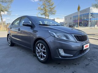 2014 Kia Rio 6-speed III, серый, 1300000 рублей, вид 3