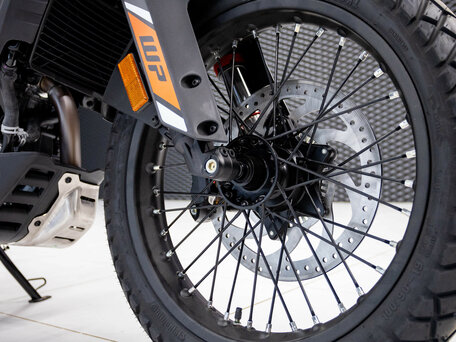 2024 KTM 390 Adventure, оранжевый, 789000 рублей, вид 3