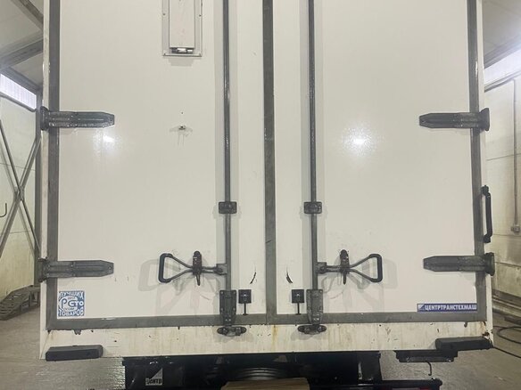2021 Iveco Daily, белый, 4500000 рублей - вид 2
