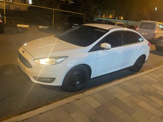 2017 Ford Focus III Рестайлинг, белый, 1300000 рублей, вид 2