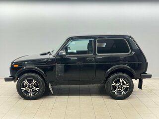 2018 Lada (ВАЗ) 2121 (4x4) I Рестайлинг, чёрный, 575000 рублей, вид 3