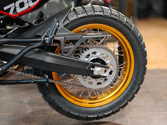 2026 Moto Morini X-CAPE 650, красный, 929000 рублей - вид 18