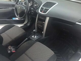 2009 Peugeot 207 I Рестайлинг, белый, 485000 рублей, вид 4