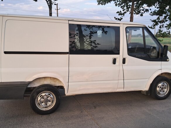 2007 Ford Transit, белый, 700000 рублей - вид 3