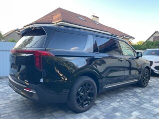 2025 Kia Carnival IV Рестайлинг, чёрный, 4150000 рублей, вид 5
