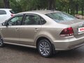 2020 Volkswagen Polo V Рестайлинг, коричневый, 920000 рублей - вид 2