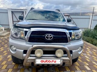 2010 Toyota Tacoma II, серый, 2999000 рублей, вид 2