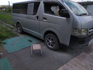 2009 Toyota Regius Ace H200 Рестайлинг 1, серый, 1450000 рублей, вид 4