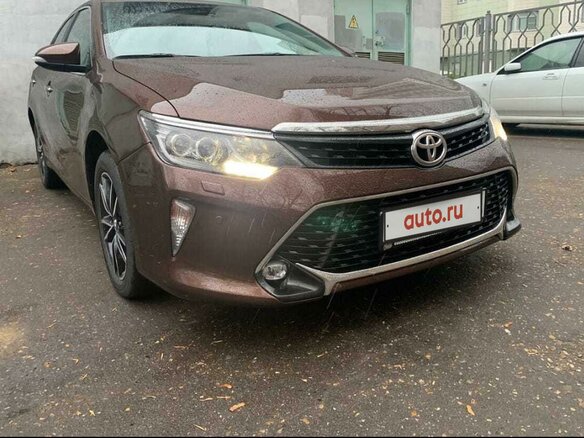 2017 Toyota Camry VII (XV50) Рестайлинг 2, коричневый - вид 5