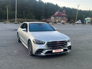 2021 Mercedes-Benz S-Класс 500 4MATIC VII (W223), серебристый, 9000000 рублей, вид 2