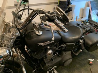 2006 Harley-Davidson Street Bob, чёрный, 900000 рублей, вид 1