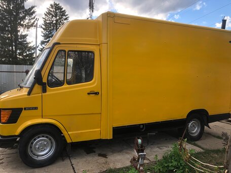 1995 Mercedes-Benz T1, жёлтый, 1000000 рублей, вид 5