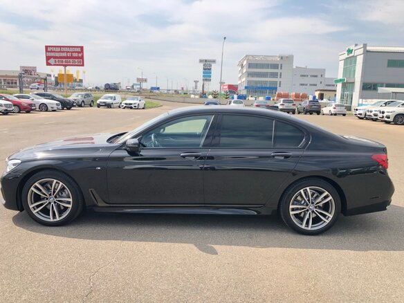 2018 BMW 7 серии 730i VI (G11/G12), чёрный - вид 7