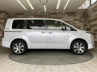 2023 Mitsubishi Delica D:5 I Рестайлинг, белый, 2717009 рублей, вид 4
