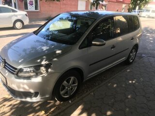 2011 Volkswagen Touran I Рестайлинг 2, серебристый, 1000000 рублей, вид 1
