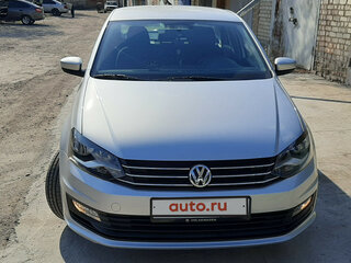 2017 Volkswagen Polo V Рестайлинг, серебристый, 1700000 рублей, вид 2