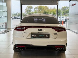2019 Kia Stinger I, белый, 2377000 рублей, вид 5