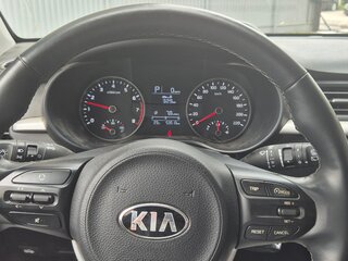 2020 Kia Rio X-Line IV, красный, 1500000 рублей, вид 4