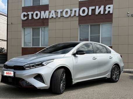 2022 Kia Cerato IV Рестайлинг, серый, 3100000 рублей, вид 3