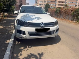 2012 Volkswagen Touareg II, белый, 2050000 рублей, вид 1