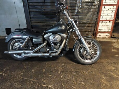 2005 Harley-Davidson Dyna Super Glide, чёрный, 950000 рублей, вид 5