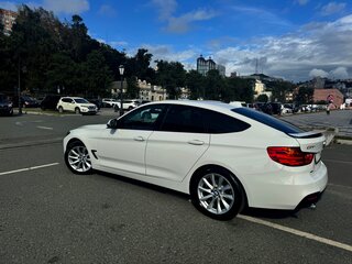 2016 BMW 3 серии Gran Turismo 320i xDrive VI (F3x), белый, 2900000 рублей, вид 3