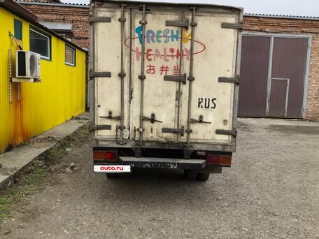1997 Isuzu Elf (N-series), зелёный, 1150000 рублей, вид 3