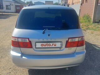 2006 Kia Carens I (RS) Рестайлинг, серебристый, 440000 рублей, вид 3