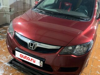 2009 Honda Civic VIII Рестайлинг, красный, 890000 рублей, вид 2