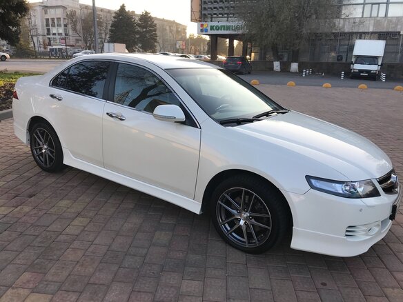 2007 Honda Accord Type S VII Рестайлинг, белый - вид 2