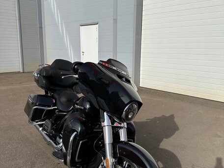 2019 Harley-Davidson Street Glide Special, чёрный, 1350000 рублей, вид 2