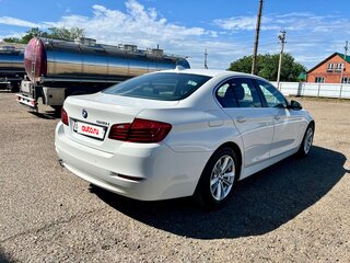 2014 BMW 5 серии 520i VI (F10/F11/F07) Рестайлинг, белый, 4100000 рублей, вид 5
