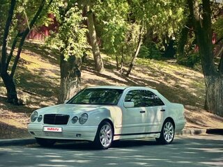 1999 Mercedes-Benz E-Класс 200 II (W210, S210), бежевый, 800000 рублей, вид 1