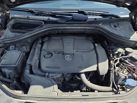 2014 Mercedes-Benz M-Класс 300 III (W166), чёрный - вид 3