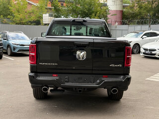 2026 Ram 1500 Crew Cab V Рестайлинг, чёрный, 10150000 рублей, вид 5