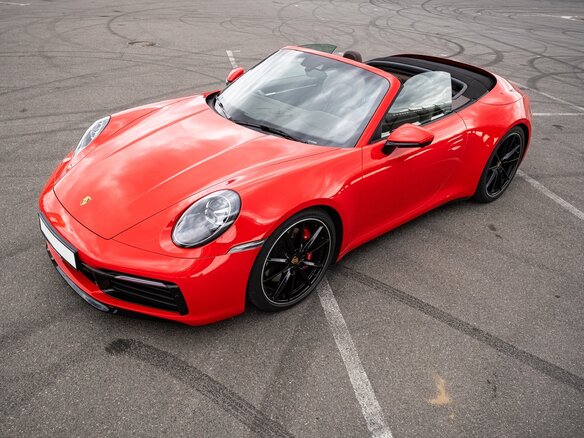 2019 Porsche 911 Carrera 4S VIII (992), красный - вид 5