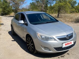 2011 Opel Astra J, серебристый, 540000 рублей, вид 3