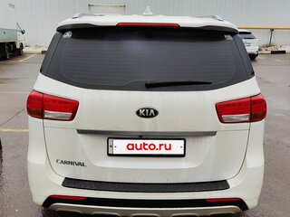 2017 Kia Carnival III, белый, 2550000 рублей, вид 5