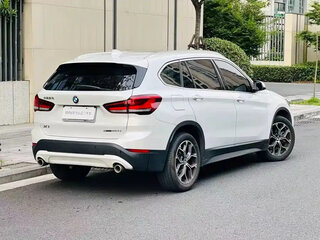 2022 BMW X1 Long 20Li sDrive II (F48) Рестайлинг, белый, 2000000 рублей, вид 4