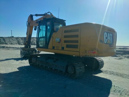 2022 Caterpillar 395, 11000000 рублей, вид 2