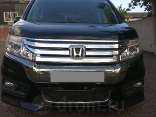 2014 Honda Stepwgn Spada IV Рестайлинг, чёрный, 2500000 рублей, вид 3
