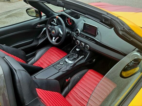 2018 Fiat 124 Spider I, чёрный, 2370000 рублей - вид 4