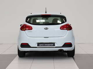 2012 Kia Ceed II, белый, 591000 рублей, вид 4