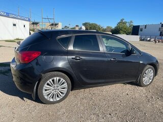 2011 Opel Astra J, чёрный, 670000 рублей, вид 4