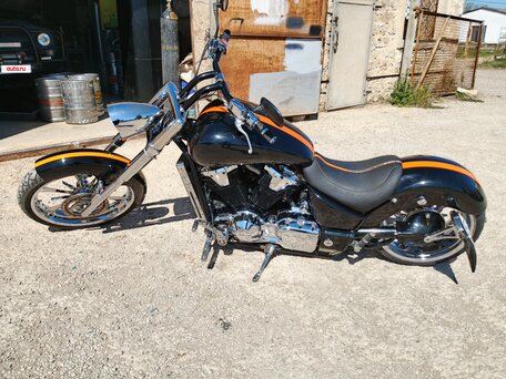 2002 Honda VTX 1800, чёрный, 970000 рублей, вид 5