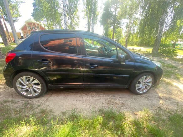 2009 Peugeot 207 I Рестайлинг, чёрный, 350000 рублей - вид 3
