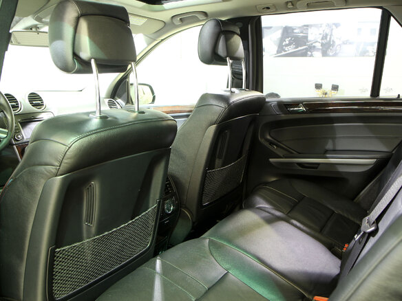 2010 Mercedes-Benz M-Класс 500 II (W164) Рестайлинг, чёрный - вид 17