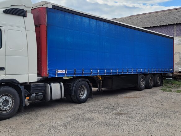 2003 Volvo FH, белый, 3599000 рублей - вид 2